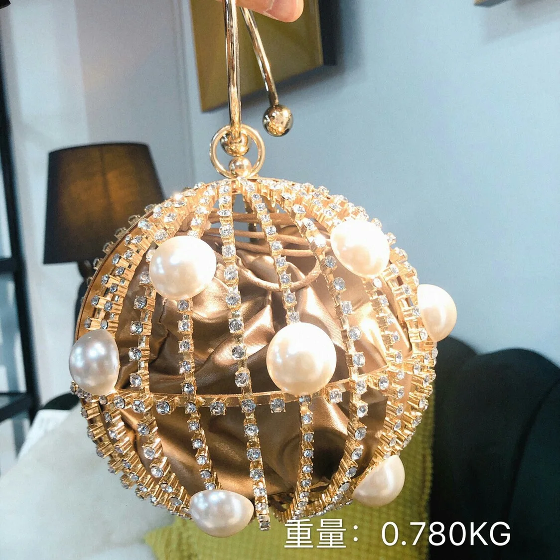 Ball Shaped Hollow Metal Alloy Party Bag Women Gold Cage Evening Bag Pearl Crystal Wedding Clutch Purses Gift Wristlets Handbags