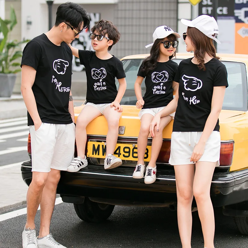 

Black Print Family Matching Clothes Mother Daughter Father Baby T Shirt Short Pants Summer Mama Boys Girls Kids Outfit M190426