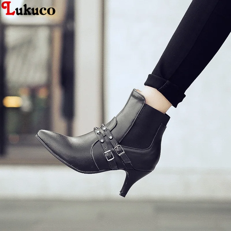 

Lukuco Female Fashion Slip On Low Heel Large Size 45 46 47 48 Ankle Boots 2018 Women's Casual Comfortable Style Black Shoes