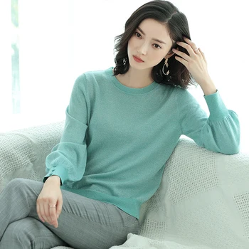 

2020 fall new long sleeved sweater, women's round neck collar, lantern sleeve, knitted sweater, loose and thin bottoming coat.