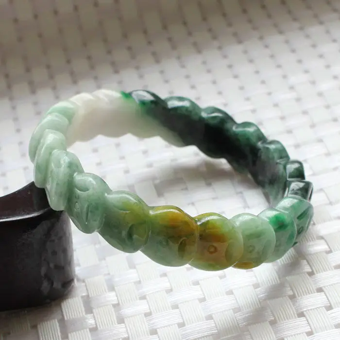 

1207 Vintage Hand-carved Chinese Coin Green stoneite stone Bracelet Bangle 59mm