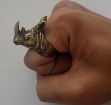 

Body guard ring body guard kamikaze kamikaze tiger bronze weapon rhino ring male and female anti-wolf bully