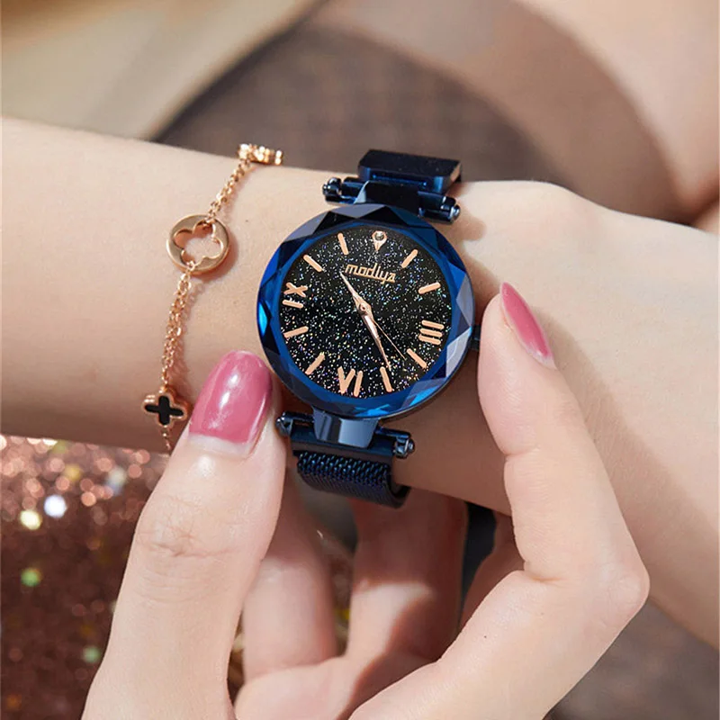 Hot Sale Women's Starry Sky Watch Luxury Magnetic Magnet Buckle Quartz Wrist Watch Geometric Surface Diamond Female Watches