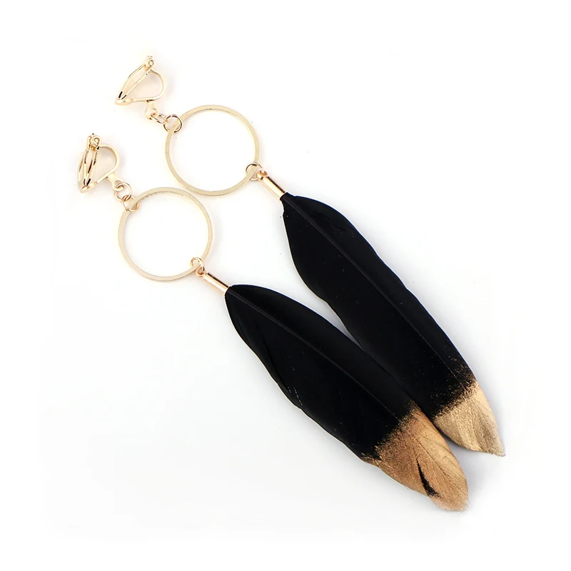 Серьги с перьями для женщин, геометрические металлические круглые серьги с перьями без пирсинга, черные и белые длинные серьги с перьями CE81