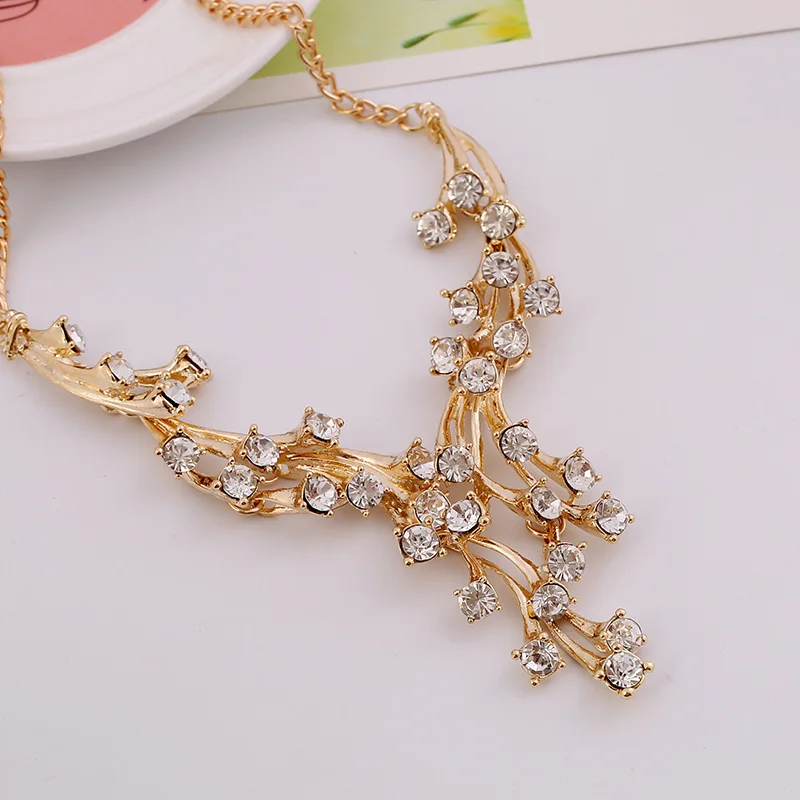 LZHLQ модные ветви ключицы ожерелья металлический бренд свитер ожерелье женское