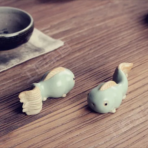 

2PCS/Lot Chinese Lucky cute Carp Puffer Fish Goldfish Tea Pet Decoration Succulent Plants Bonsai Decor Figurines Garden Ornament