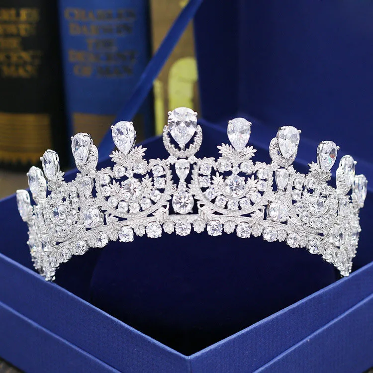 

Gorgeous Cubic Zirconia Tiara Bridal CZ Crown Queen Princess Rhinestone Pageant Royal Crowns Headpieces Wedding Hair Accessories