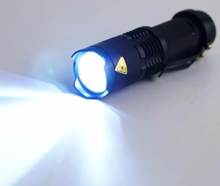 Lanternas e Lanternas poderosa q5 led zoomable foco Product : Mini Led Flashlight