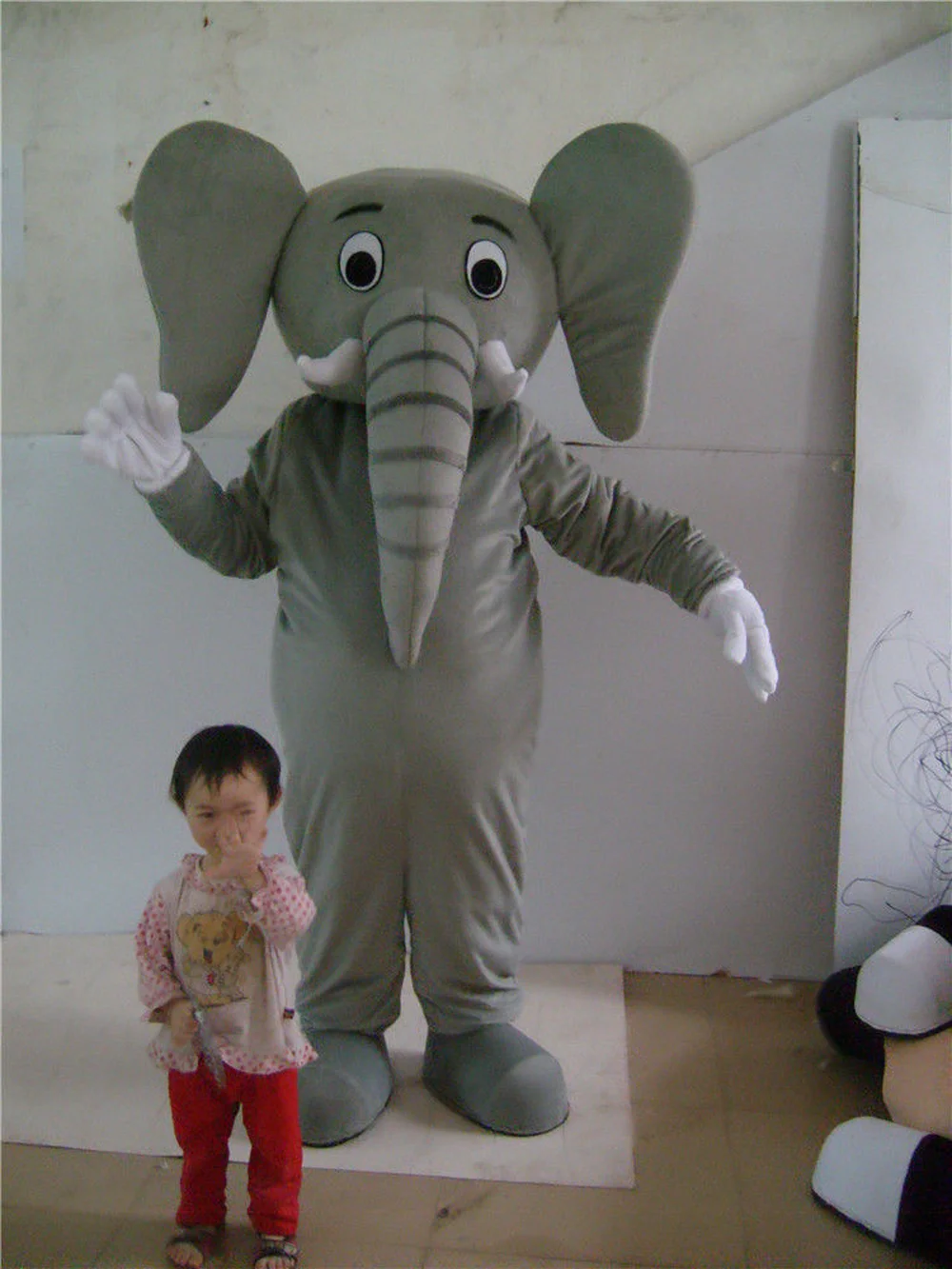 

Elephant Mascot Costume Suits Cosplay Party Game Dress Outfits Clothing Advertising Carnival Halloween Christmas Easter Adults