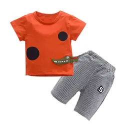 Летние милые хлопковые топы с короткими рукавами и принтом крокодила для маленьких мальчиков, футболка + шорты в полоску, повседневные