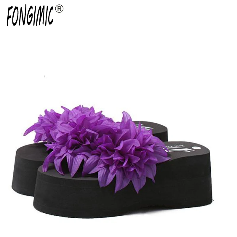 flip flops with big flowers on top