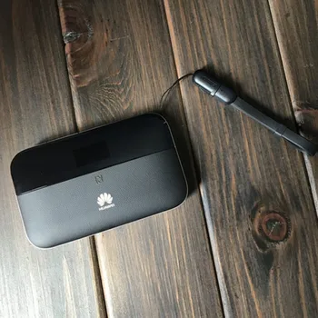 

Unlocked HUAWEI E5885Ls-93a cat6 mobile WIFI PRO2 with 6400mah Power Bank Battery and One RJ45 LAN Ethernet Port E5885 Router
