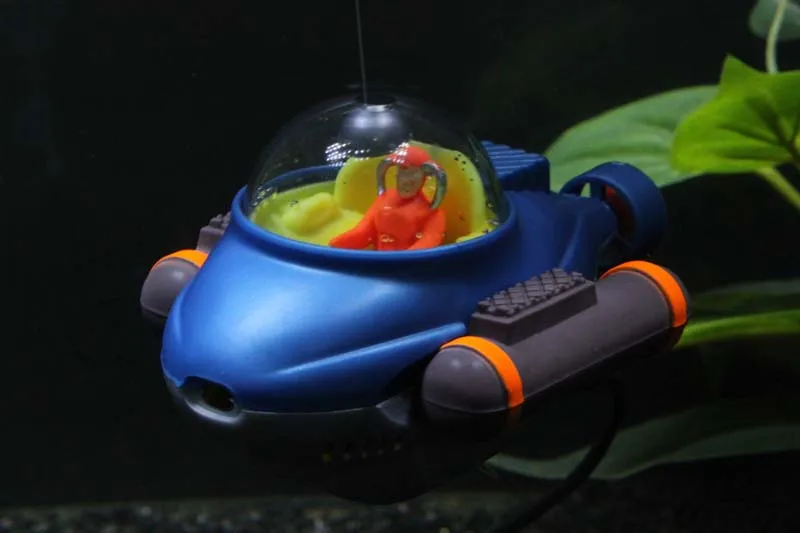 

aquarium ornament fish tank action toy spacecraft fish tank decoration submarine