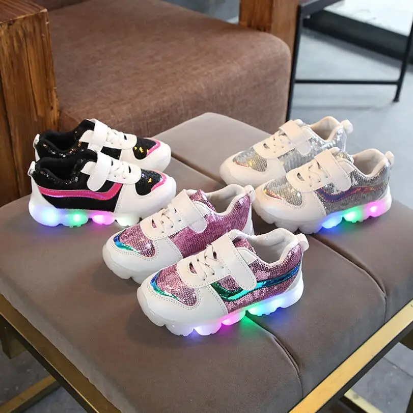 

Luminous Sneakers with Backlight 2018 New Glowing Sneakers for Girls Boys Light Up Shoes for Kids sapato infantil menina