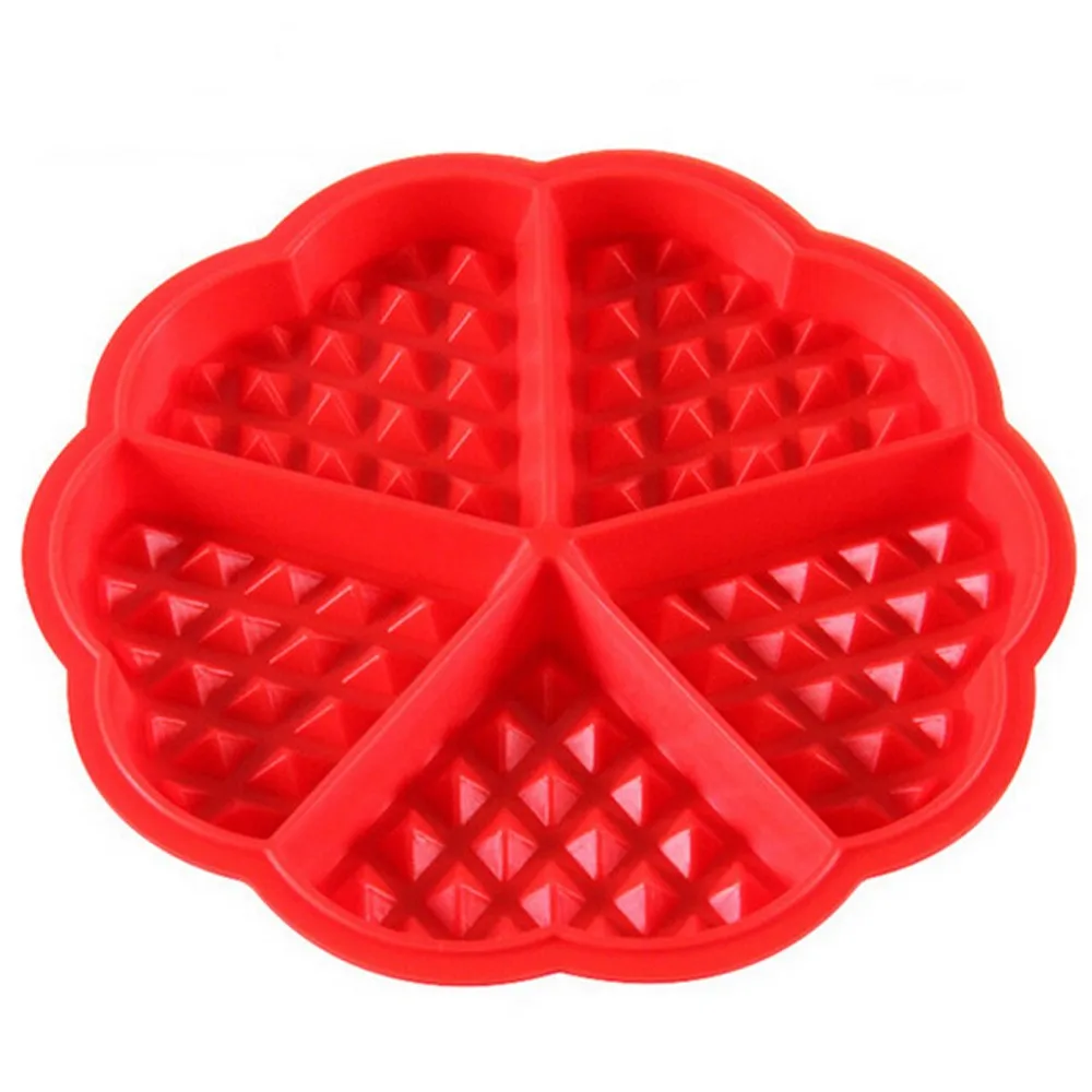 Hot Sale Lowest Price Kitchen Silicone Mini Round Waffles Pan Cake Baking Mould Waffle Tray Kitchen Cooking Tools - Цвет: red