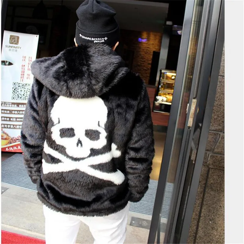 

LUO XIU 3XL Winter new Leather grass overcoats male skull pattern fashion Hoodie faux fur coat Cozy black jacket 2019