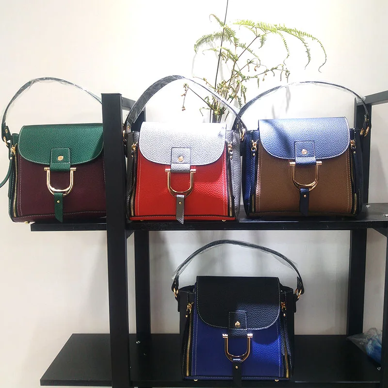 2019bolsa feminina она все еще носила дамскую сумку на одном плече и надела большую с