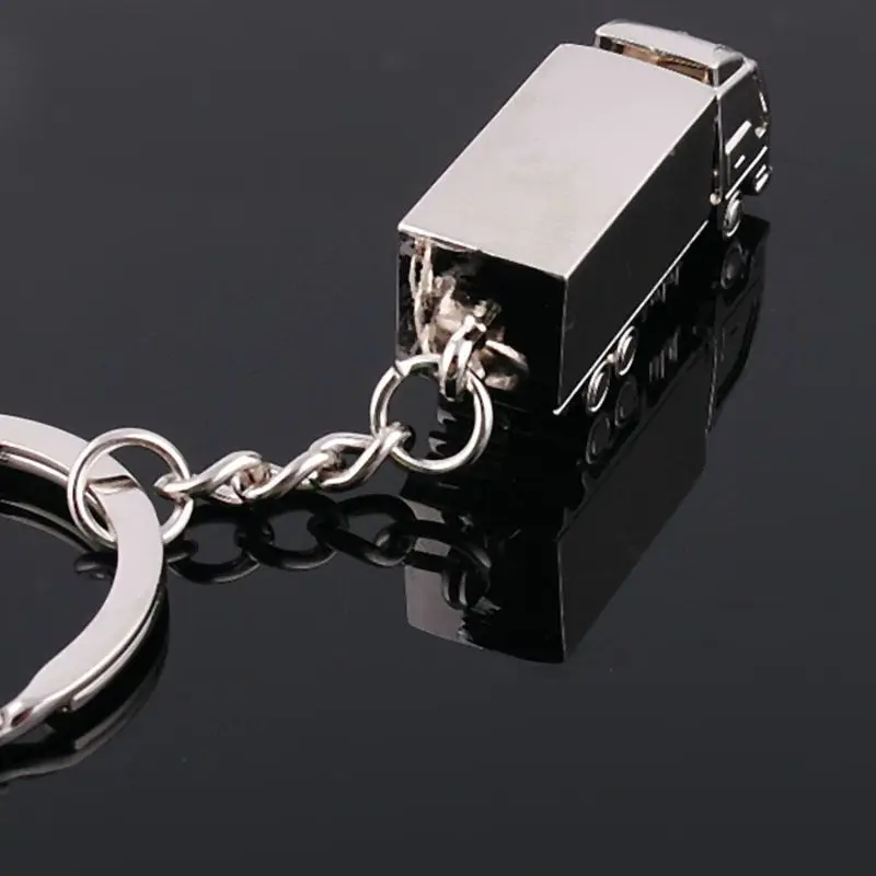 7771266180_1945636812