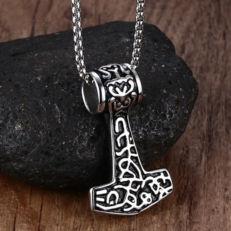 

Men Choker Necklaces Gothic Thor Hammer Stainless Steel Mens Pendants Colar Vikings Punk Jewelry 24 Inch Popcorn Chain New Year