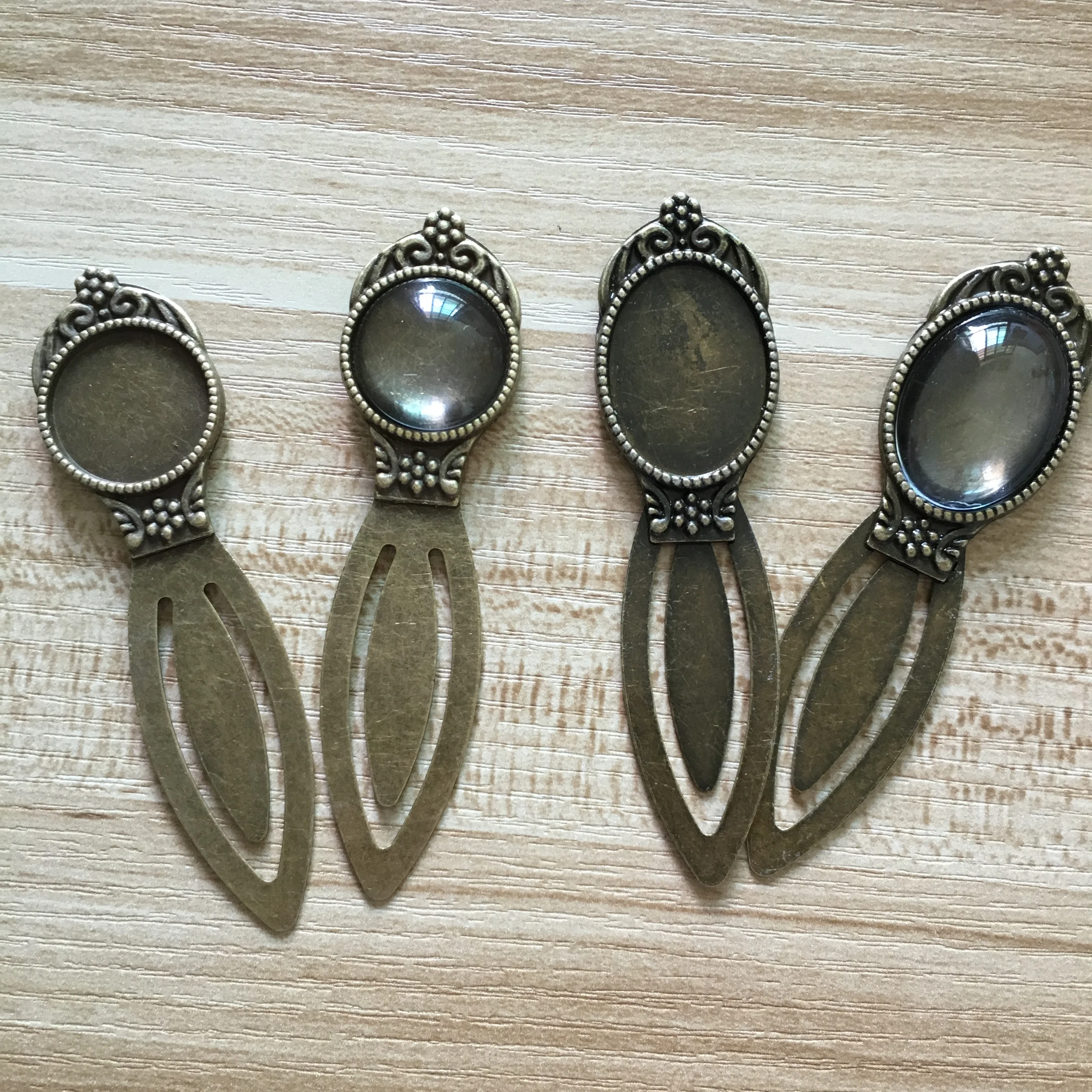 

Tenacity peiao 5pcs Antique Bronze Bookmark Base Fit 18mm Round Oval Glass Cabochon Blank Bezel Setting Bookmark Findings