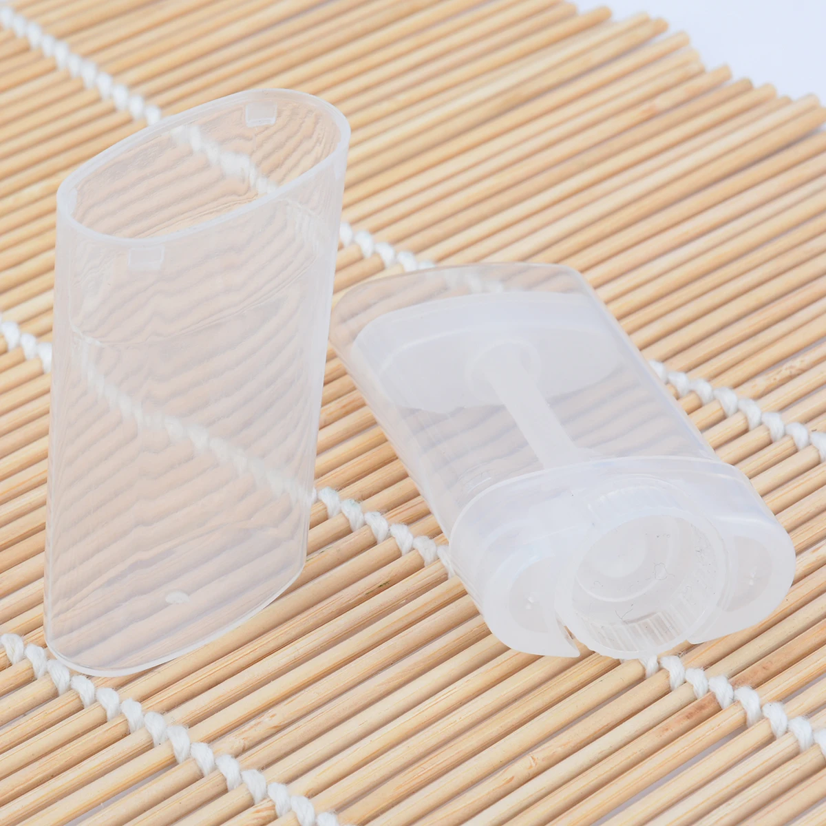1 шт. дезодорант тюбики PP 15 г прозрачные/белые пустые овальные тюбики дезодорант бальзам для губ контейнеры - Цвет: Transparent