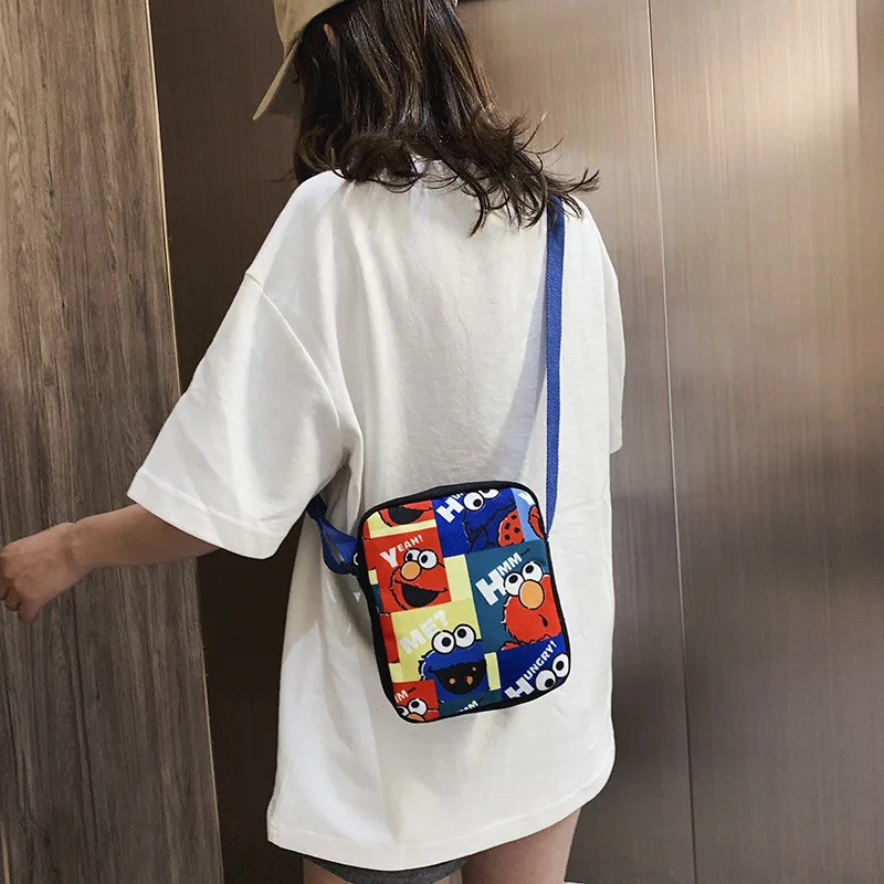 

Wild Personality Doodle Handbags Woman Slanting Small Square Bag Sesame Street Shoulder Student Canvas Cartoon Polyester Bag