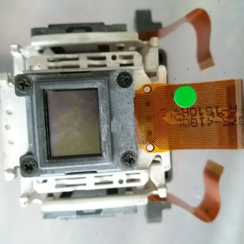 

Original LCD Panel Whole group L3P07S- 41G00 for EMP53 projector whole prism second hand