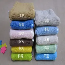 Толще Пряжка типа сиденье для унитаза будет тепло/коврик для унитаза цвет случайный