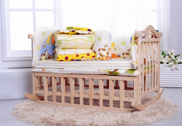 High Quality Multifunctional Baby Bed Environmental Solid Baby