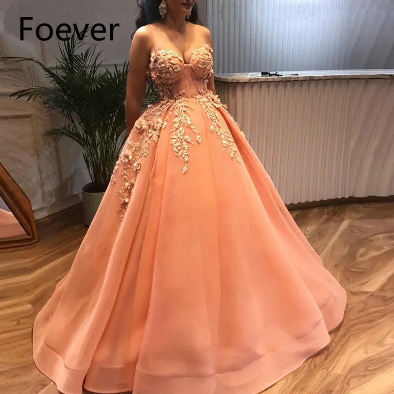 

Saudi Arabic Delicate Appliques 3D Flower Evening Dresses 2019 Beaded Sweetheart Plus Size Prom Gowns