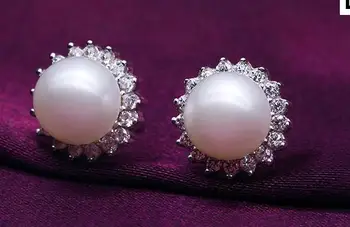 

new pair of 9-10 mm flat round south sea white pearl stud earring r