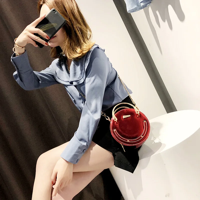 

Baggage Girl 2019 New Personality Laser Chain Mini Hand-held Small Bag Small Bag Fashion Slant Bag Sweet Lady Slant Bag