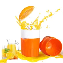 Frutas de Color Naranja Exprimidor Mano Exprimidor Manual de Jugo de Cítricos de Limón Jugo De Prensa de la Mano De Plástico Botella Taza de Herramientas de Cocina Exprimidor De Frutas