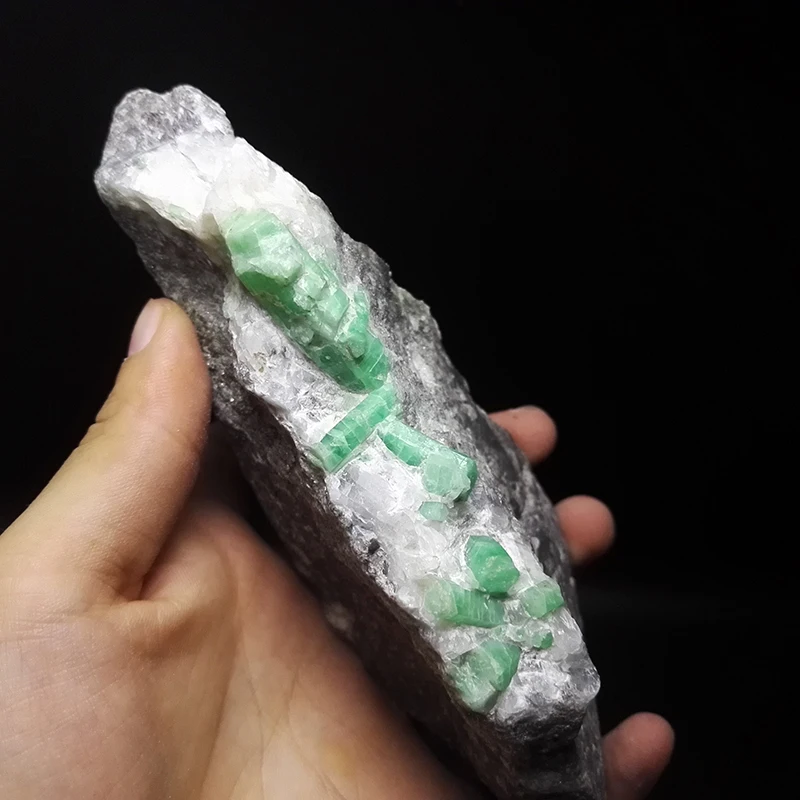 

730g NATURAL Stones and Minerals Rock Emerald green symbiosis with quartz crystal gem stone ore sample collection ZML4 24