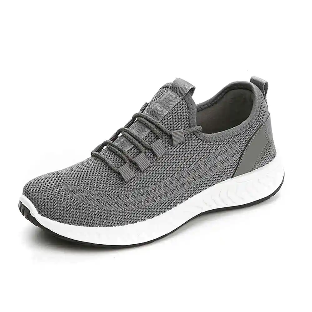 breathable running shoes