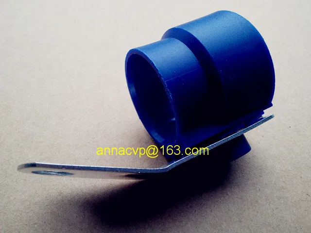 plug holder blue 1