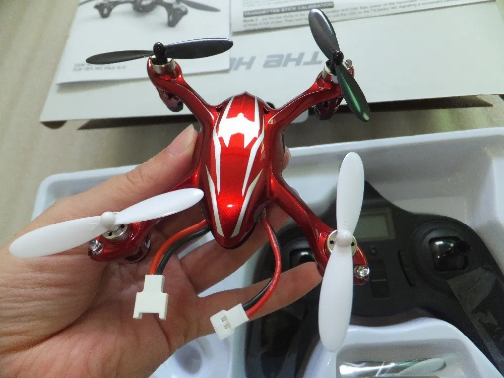 

F08631 Upgrade Version HubsanX4 H107C 2.4G 4-Axle Quadcopter RTF with 200W Aerial Camera Video Recording Helicopter