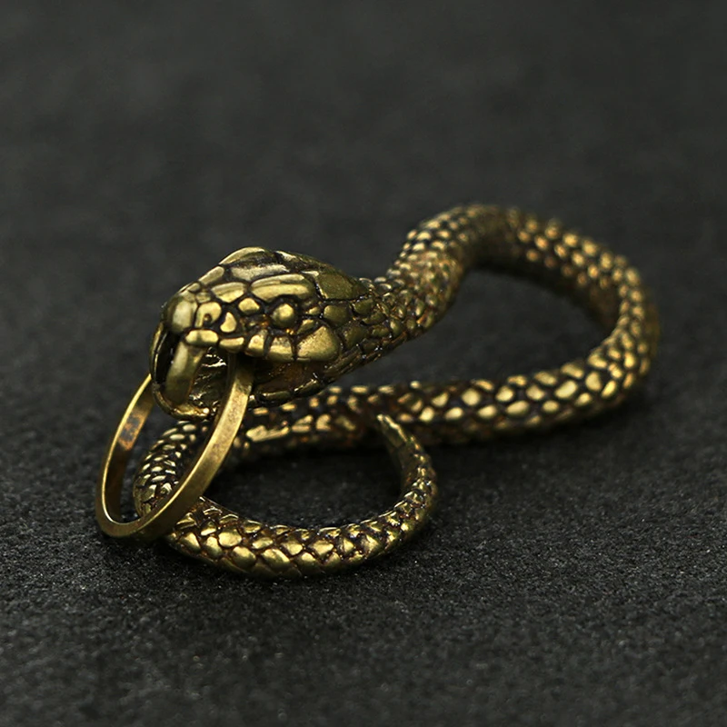 

Brass Snake Snake Key Pendant Luggage Accessories Retro DIY Personalized Gift