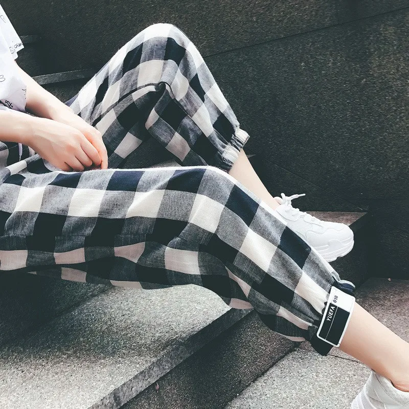 Осенние клетчатые женские брюки со средней талией в Корейском стиле, прямые брюки длиной до щиколотки, свободные женские брюки с карманами и завязками