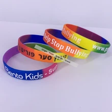 Пользуются большим спросом; каких-либо Цвет дизайн человек дешевая сумка с лого Экран с принтом, из силикона браслет персонализированный рекламный подарок резинкой DHL корабль