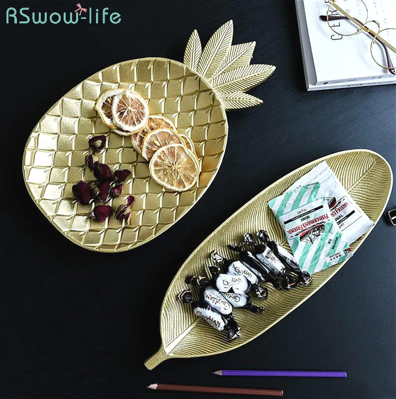 

Nordic Golden Pineapple Dessert Fashion Geometry Table Store Candy Wood Receiver Plate Dishes Serving Plates Snack Candy Dish