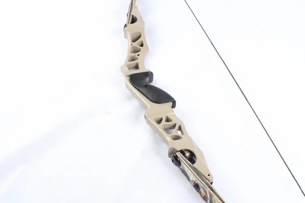 Camo para a Mão Tiro com Arco Caça ao ar Polegadas Recurvo Arco Takedown Preto Direita Usuário Livre 64 30-60lbs 15 Cheap Arco e flecha