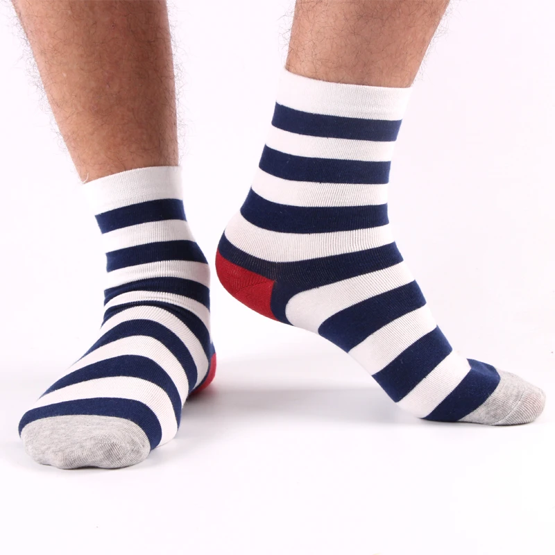 High Quality 5 Pairs/lot New Men's Chromatic stripe Socks Summer Autumn
