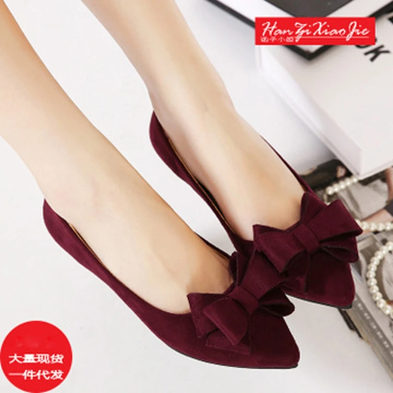 

2018 spring new Korean version of the large size pointed shallow mouth bow shoes women's work shoes.
