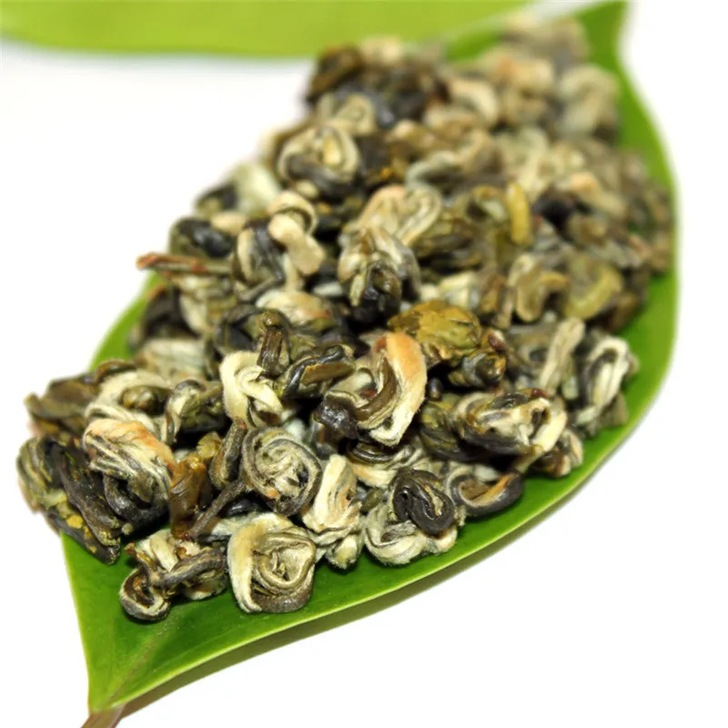 100g New Spring Biluochun tea premium Pilochun tea Bi luo chun green tea the green food for weight loss health care products   100g New Spring Biluochun tea premium Pilochun tea Bi luo chun green tea the green food for weight loss health care products
