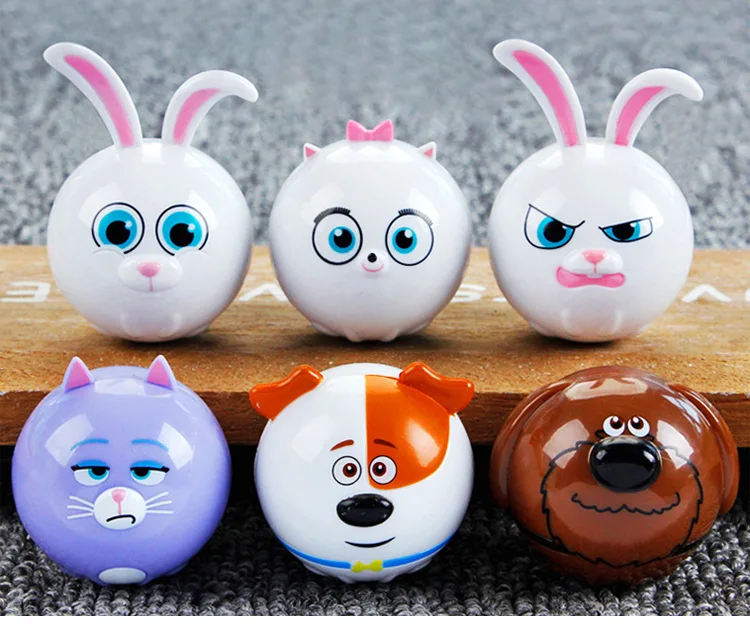 

6 pcs/set High Quality PVC The Secret Life of Pets Hand model of the tumbler