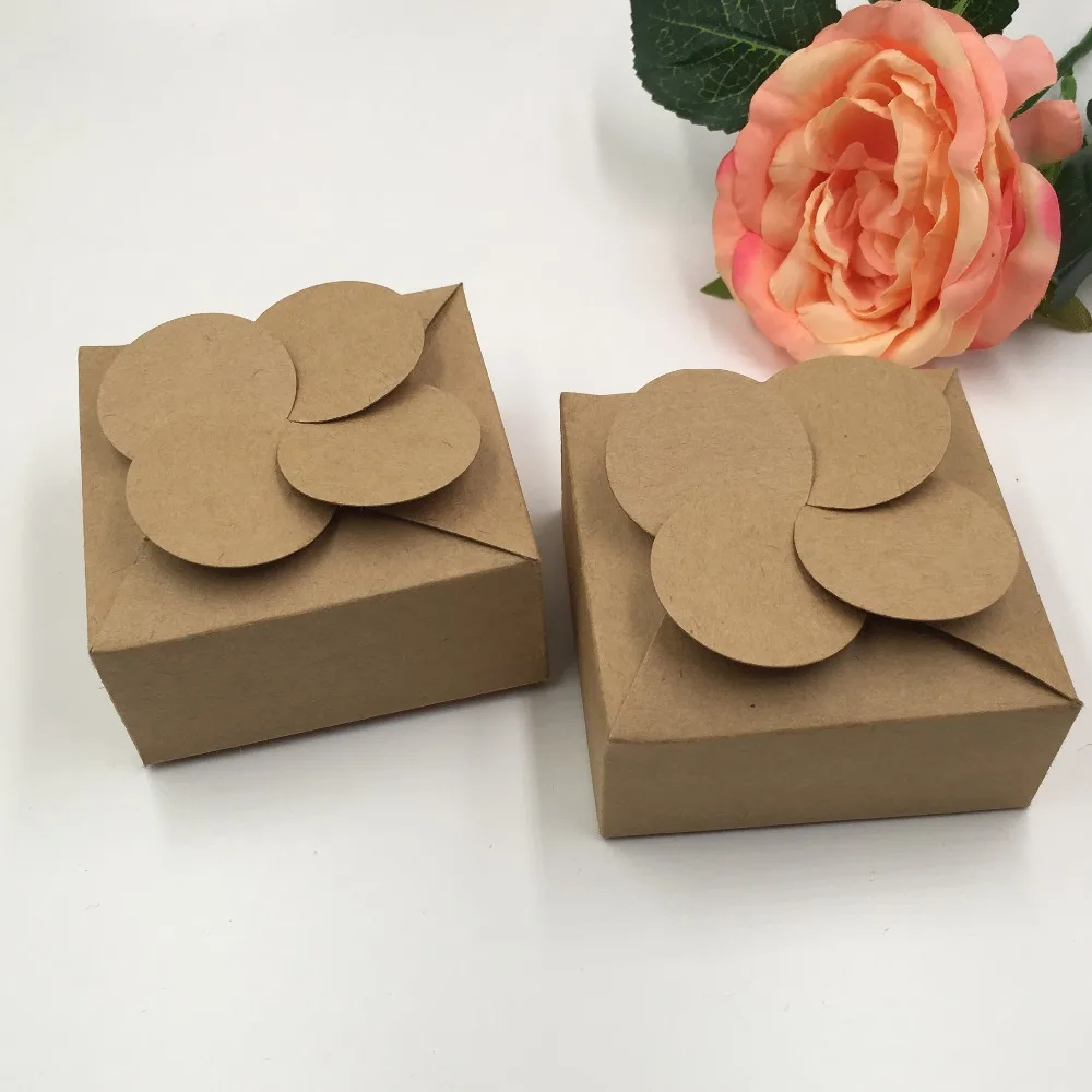 

50Pcs Brown Kraft Craft Paper Jewelry Pack Boxes 8x8x3.5cm For Storage Pizza Muffin Biscuits Package Supplies Favor Containers