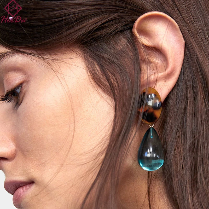 

Heeda Kpop Big Name Acrylic Stud Earrings for Women Autumn Winter Vintage Blue Ear Accessories Fashion Joker Statement Jewelry