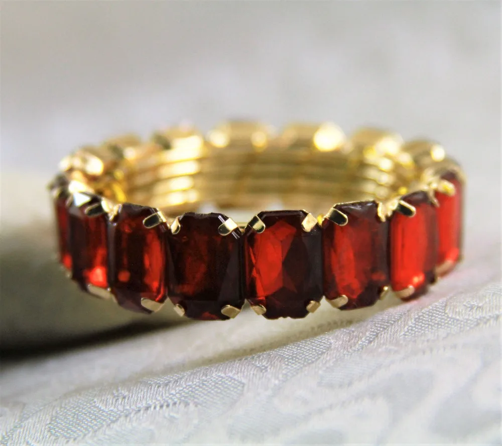 

qn170302 Red crystal beades napkin holder napkin ring