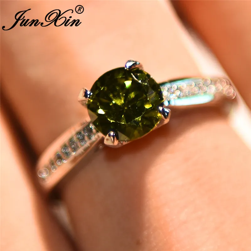 JUNXIN Fashion Round Cut Stone Olive Green Birthstone Rings For Women Men 925 Sterling Silver Filled Champagne Zircon Ring Gifts